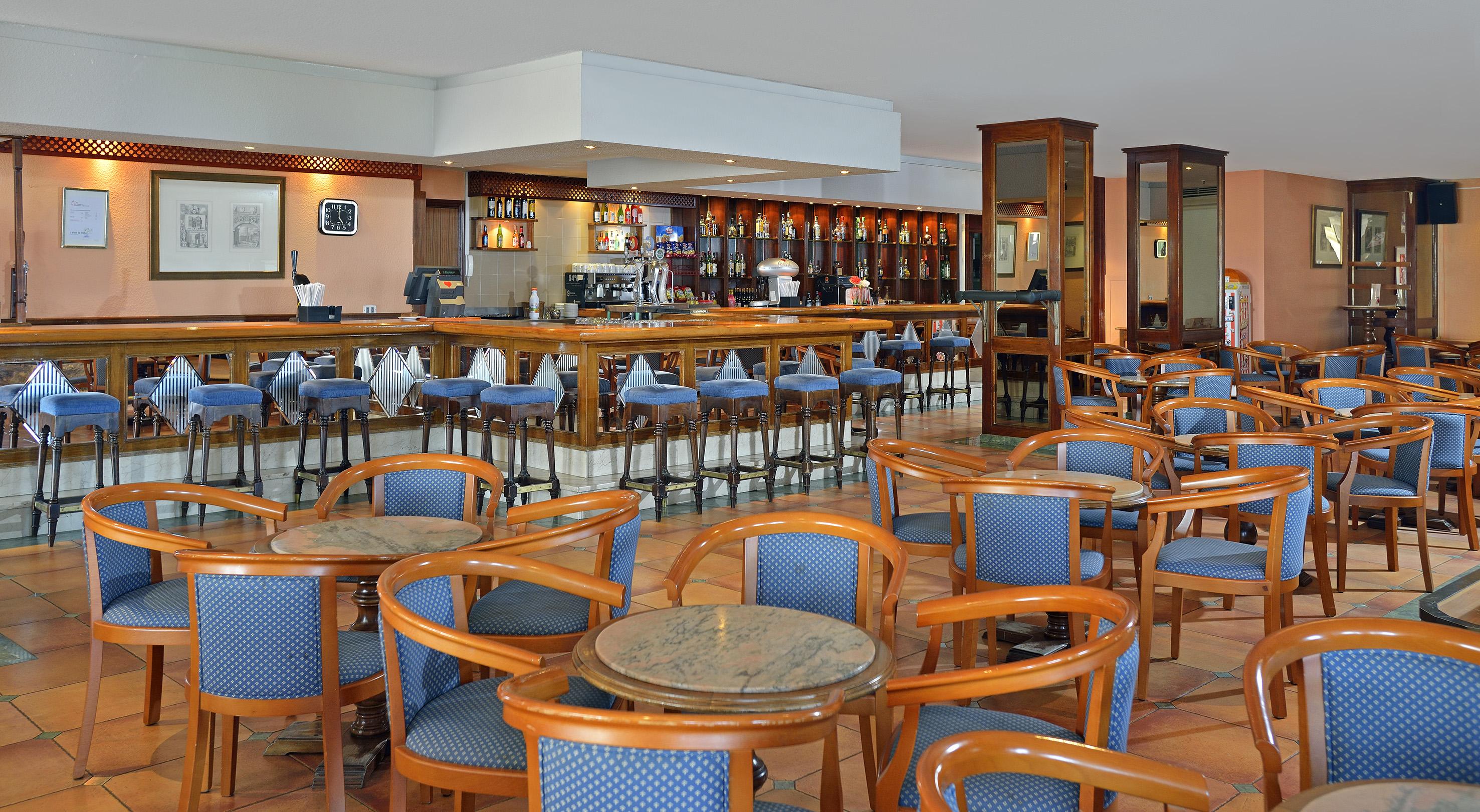 Sol Puerto Marina Aparthotel Torremolinos Ngoại thất bức ảnh