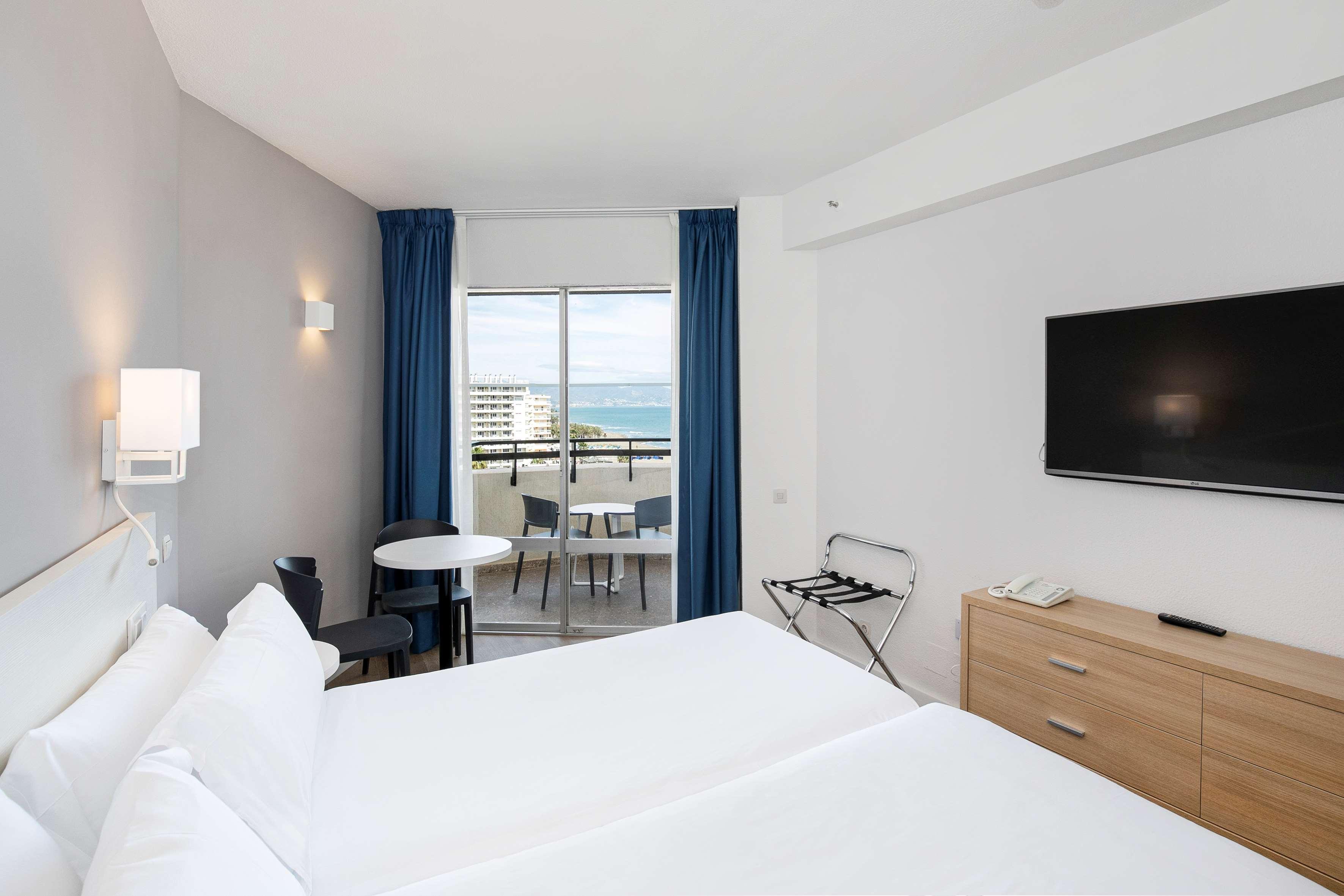 Sol Puerto Marina Aparthotel Torremolinos Ngoại thất bức ảnh