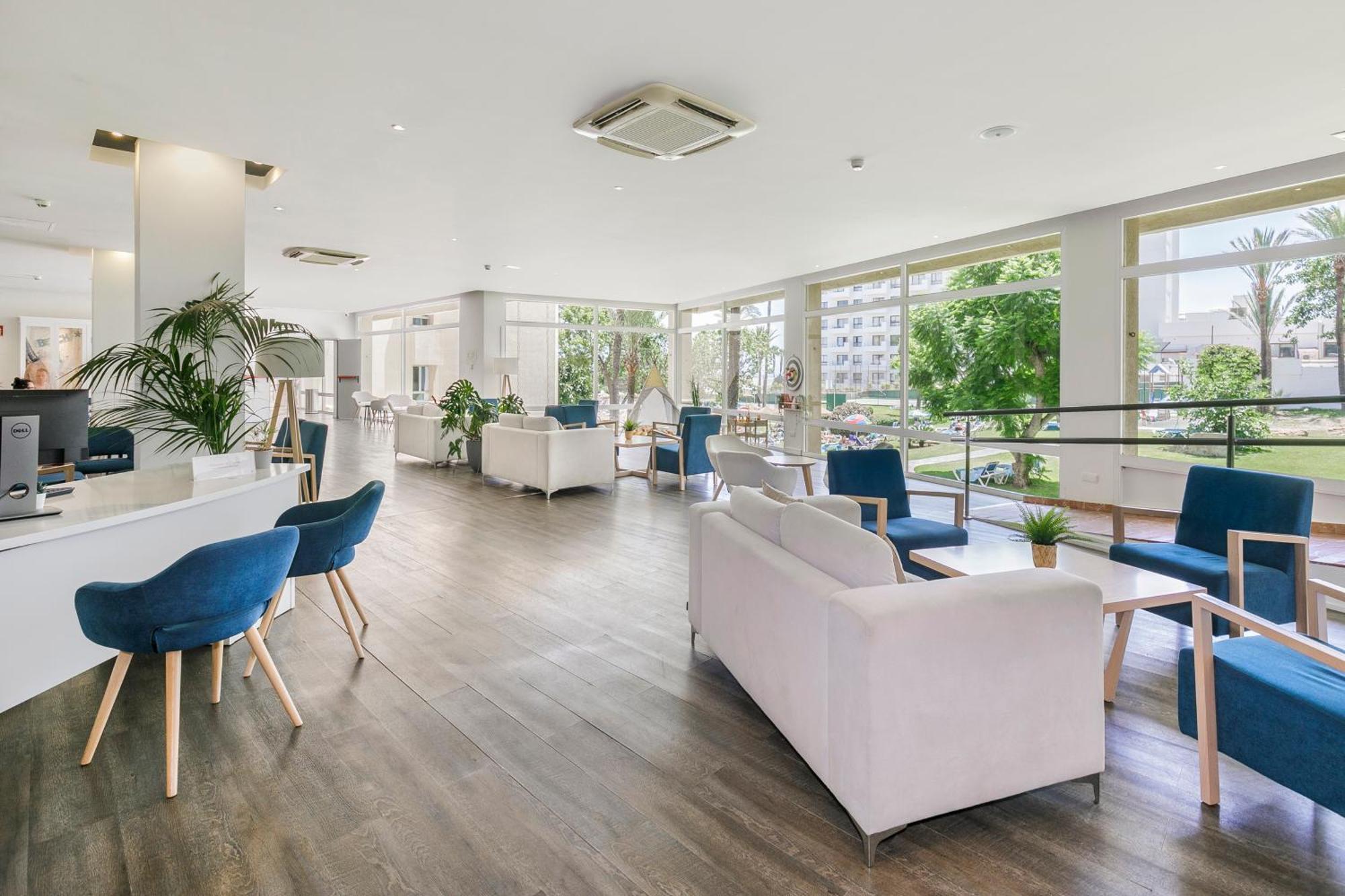 Sol Puerto Marina Aparthotel Torremolinos Ngoại thất bức ảnh